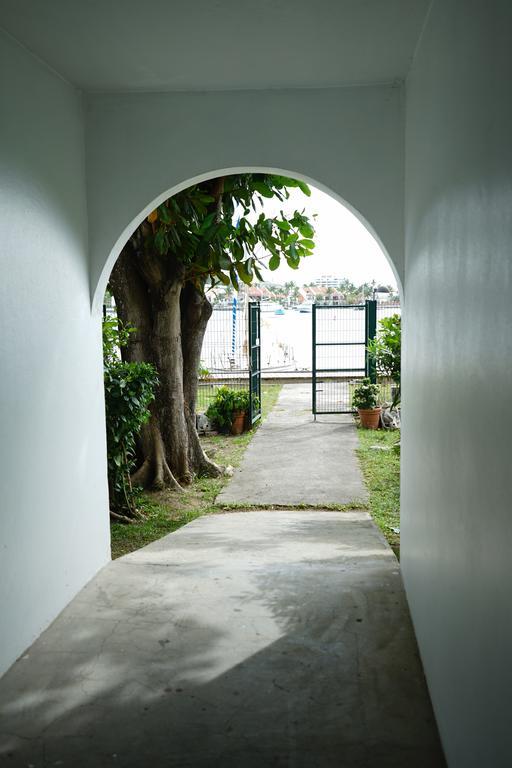 Lagoon Marina Apartments Koolbaai Buitenkant foto